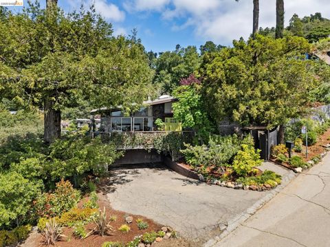 Photo of 3560 Dwight Way, Berkeley, CA 94704 (MLS # 41132304)