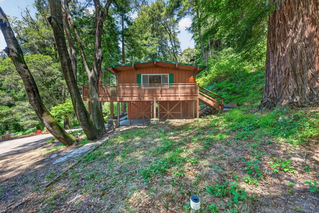 Photo of 205 Farr Avenue, Aptos, CA 95003 (MLS # ML82048221)