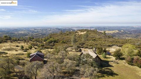 A home in La Grange