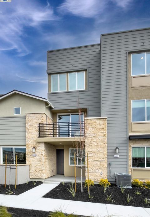 Photo of 6183 Raven Avenue #85, Dublin, CA 94568 (MLS # 41115039)