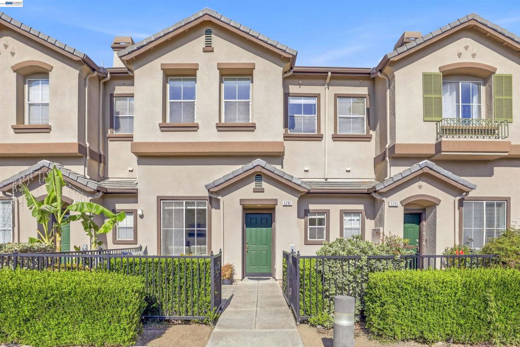 Photo of 3261 Sangiovese Pl, San Jose, CA 95135 (MLS # 41135605)