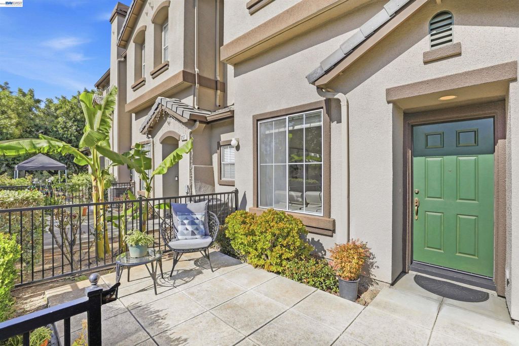 Photo of 3261 Sangiovese Pl, San Jose, CA 95135 (MLS # 41135605)