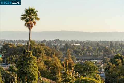 A home in San Leandro