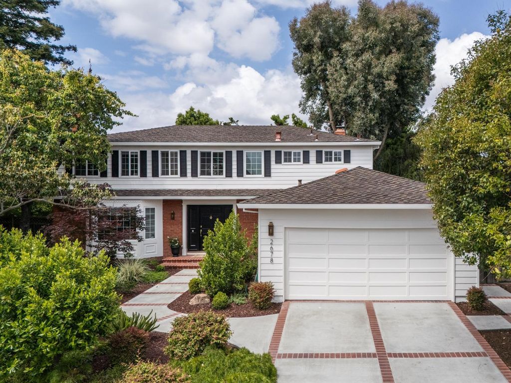 Photo of 2678 Gamblin Drive, Santa Clara, CA 95051 (MLS # ML82044995)