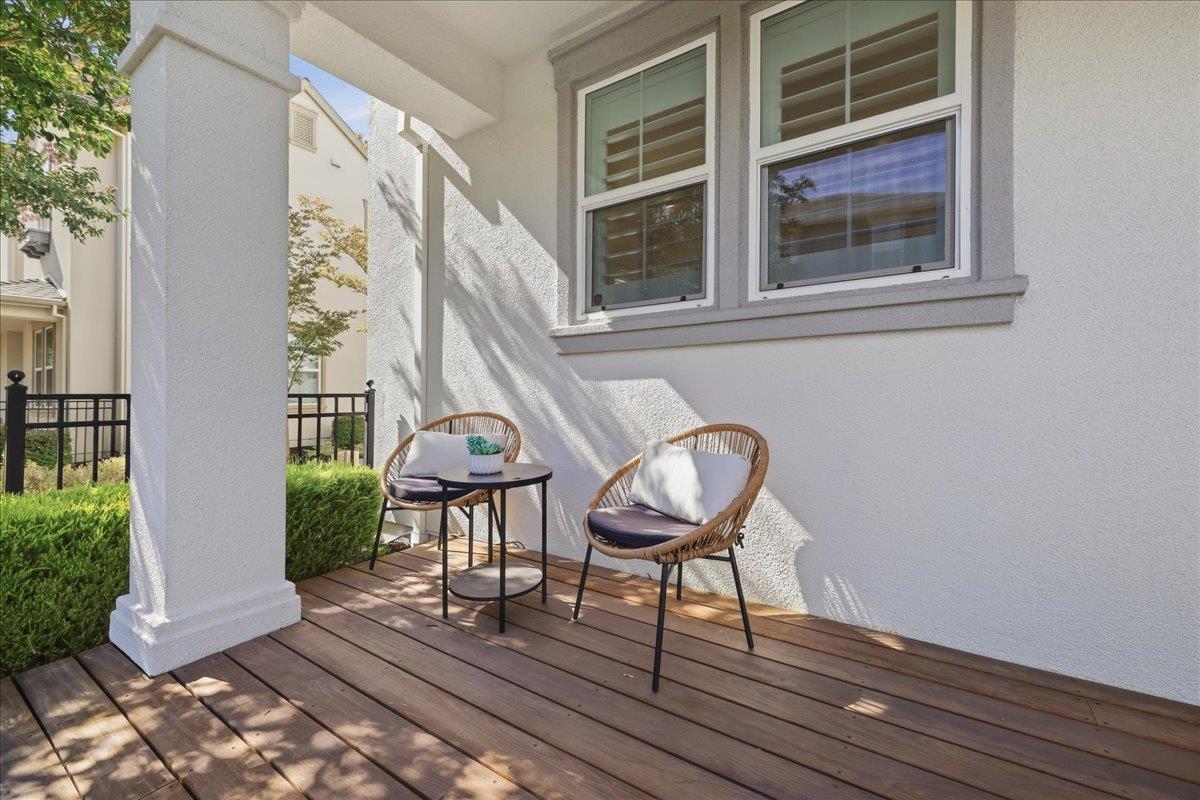 4437 Sunset View Drive