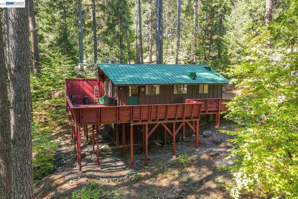 Photo of 761 Lake Forest Dr., Trinity Center, CA 96091 (MLS # 41129140)