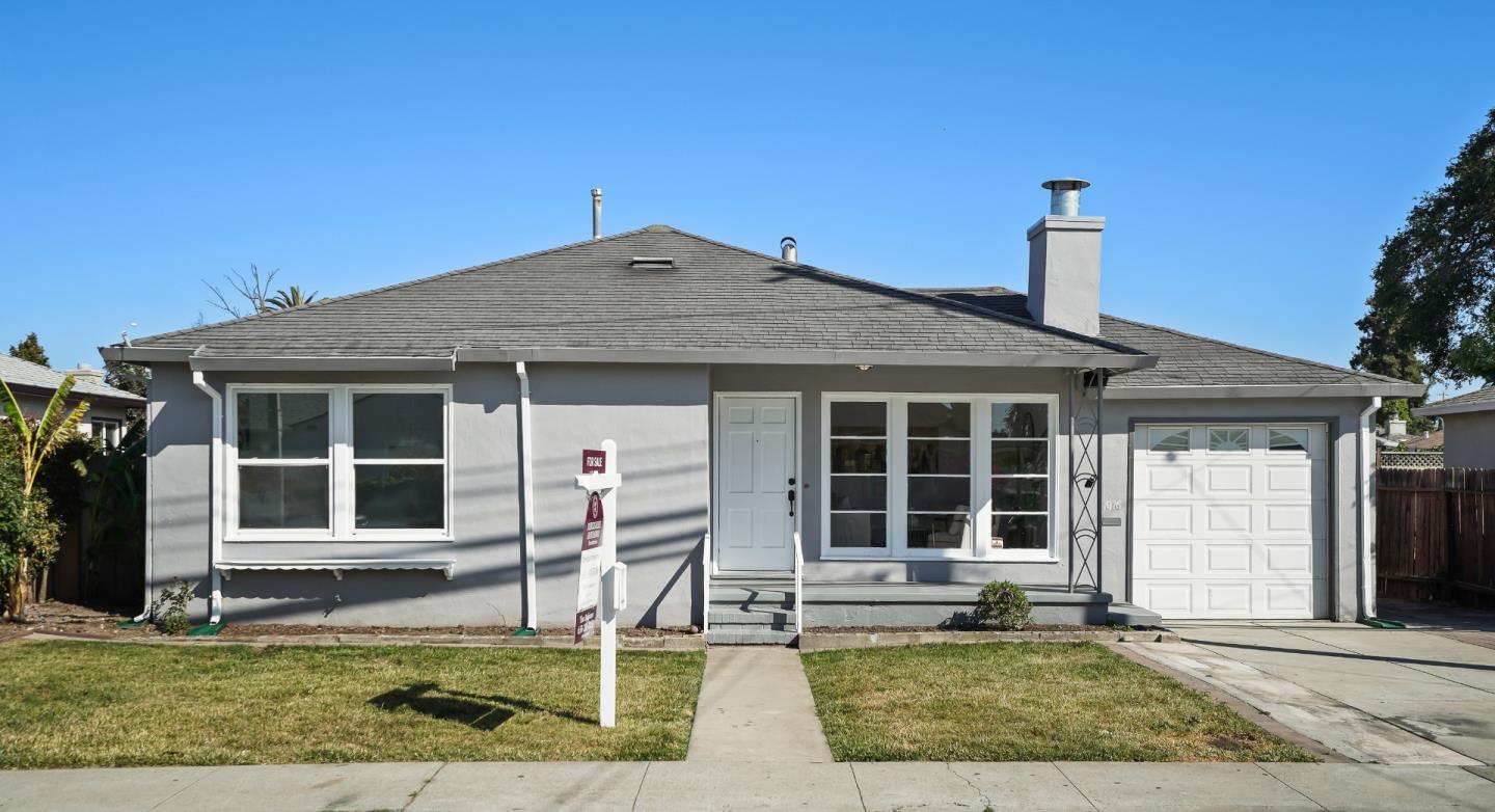 San Mateo, California 94401, United States, 2 Bedrooms Bedrooms, ,1 BathroomBathrooms,Residential,Pending,142139