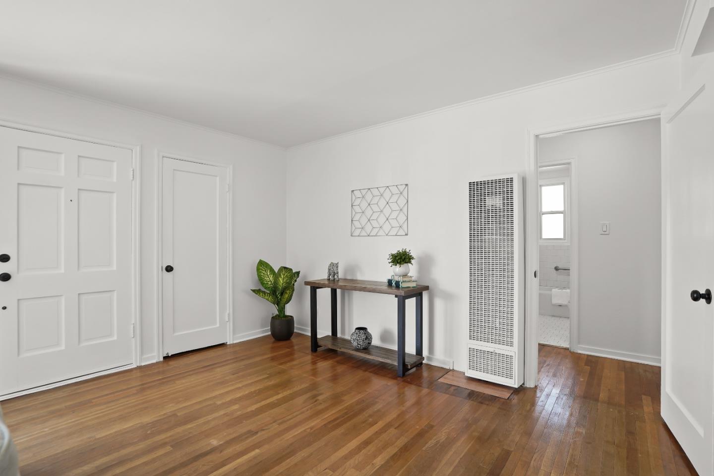 San Mateo, California 94401, United States, 2 Bedrooms Bedrooms, ,1 BathroomBathrooms,Residential,Pending,142139