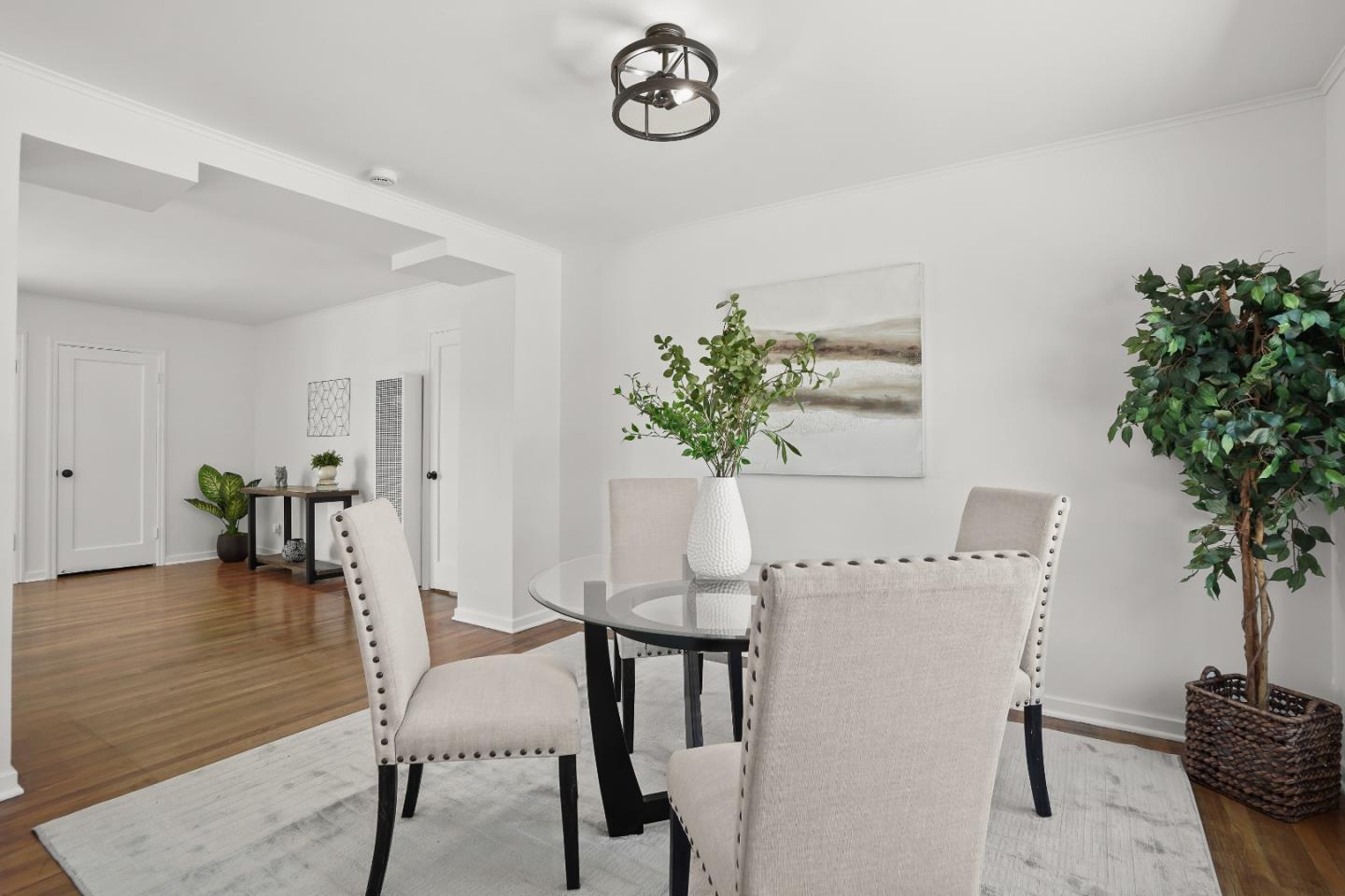 San Mateo, California 94401, United States, 2 Bedrooms Bedrooms, ,1 BathroomBathrooms,Residential,Pending,142139