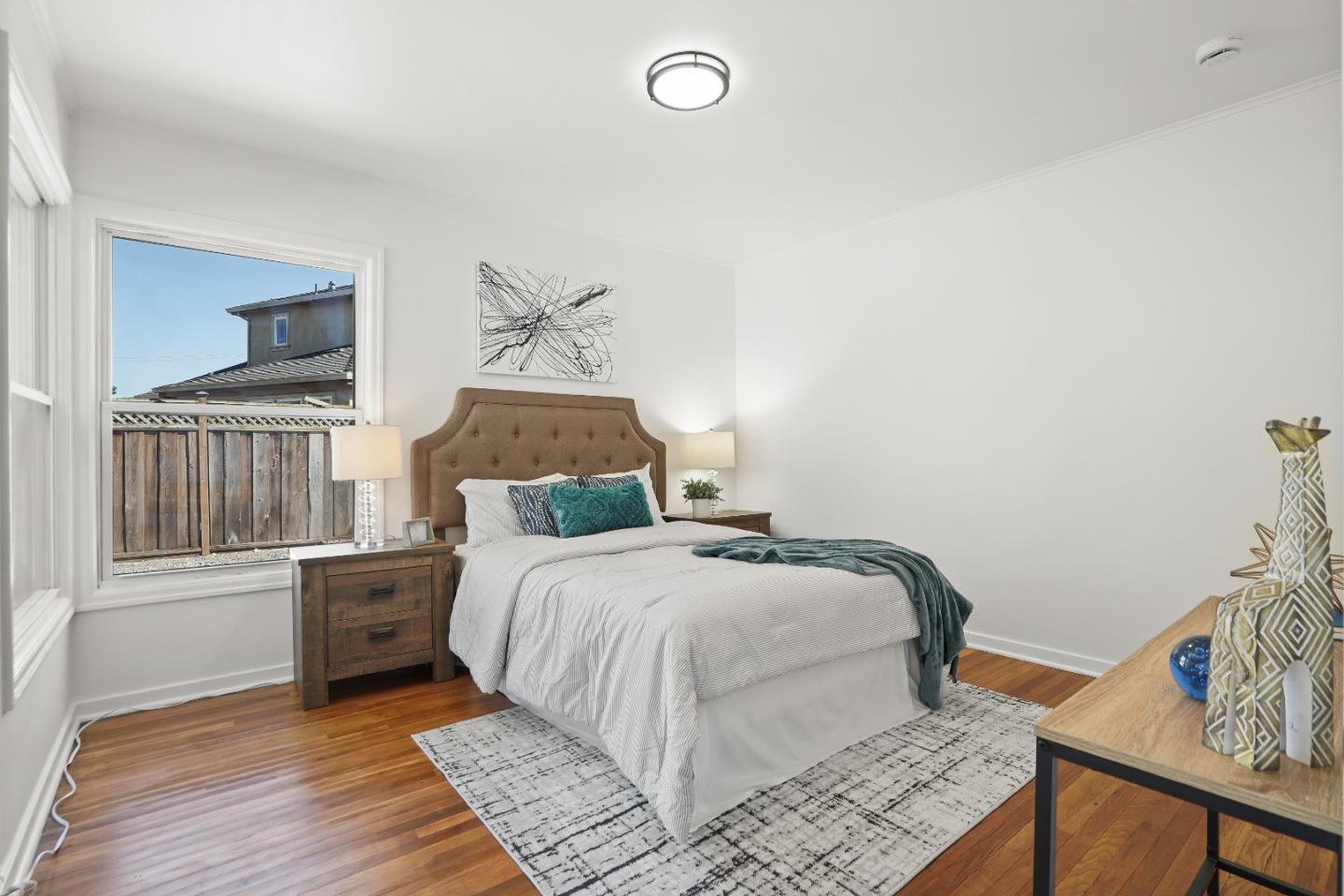 San Mateo, California 94401, United States, 2 Bedrooms Bedrooms, ,1 BathroomBathrooms,Residential,Pending,142139