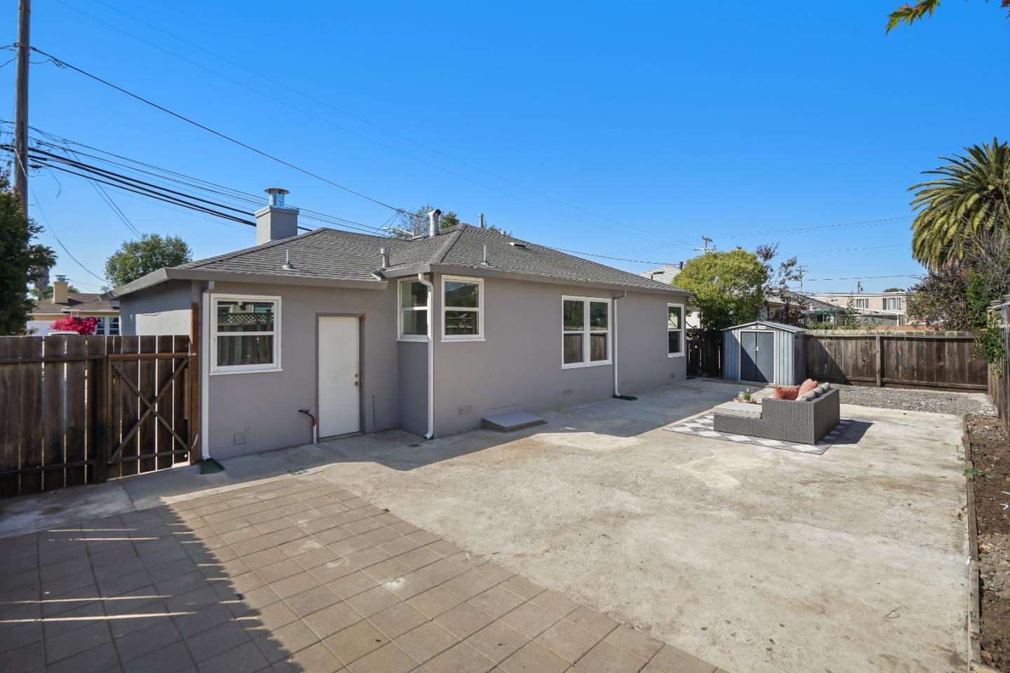 San Mateo, California 94401, United States, 2 Bedrooms Bedrooms, ,1 BathroomBathrooms,Residential,Pending,142139