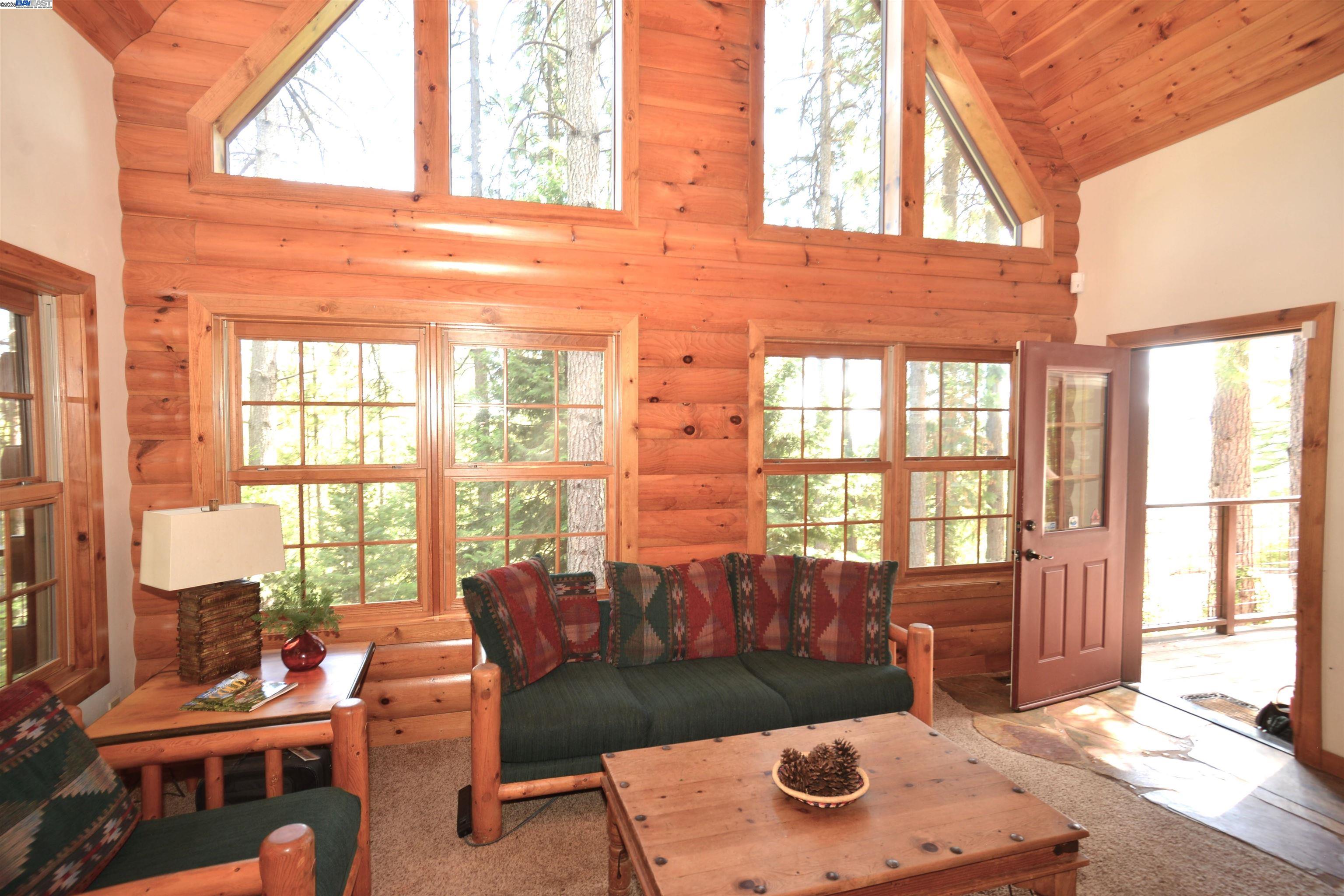 Nevada City, California 95959, United States, 3 Bedrooms Bedrooms, ,3 BathroomsBathrooms,Residential,Active,184691