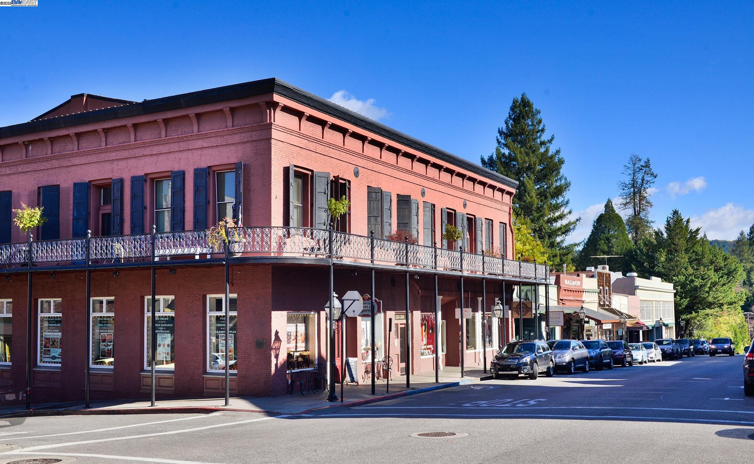 Nevada City, California 95959, United States, 3 Bedrooms Bedrooms, ,3 BathroomsBathrooms,Residential,Active,184691