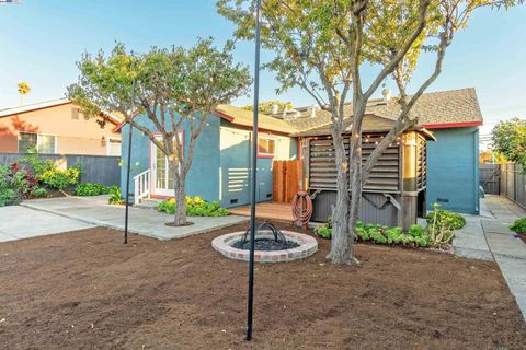 A home in San Leandro