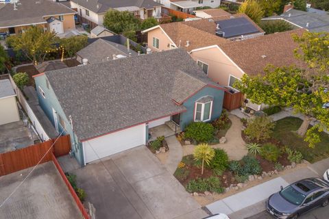 A home in San Leandro