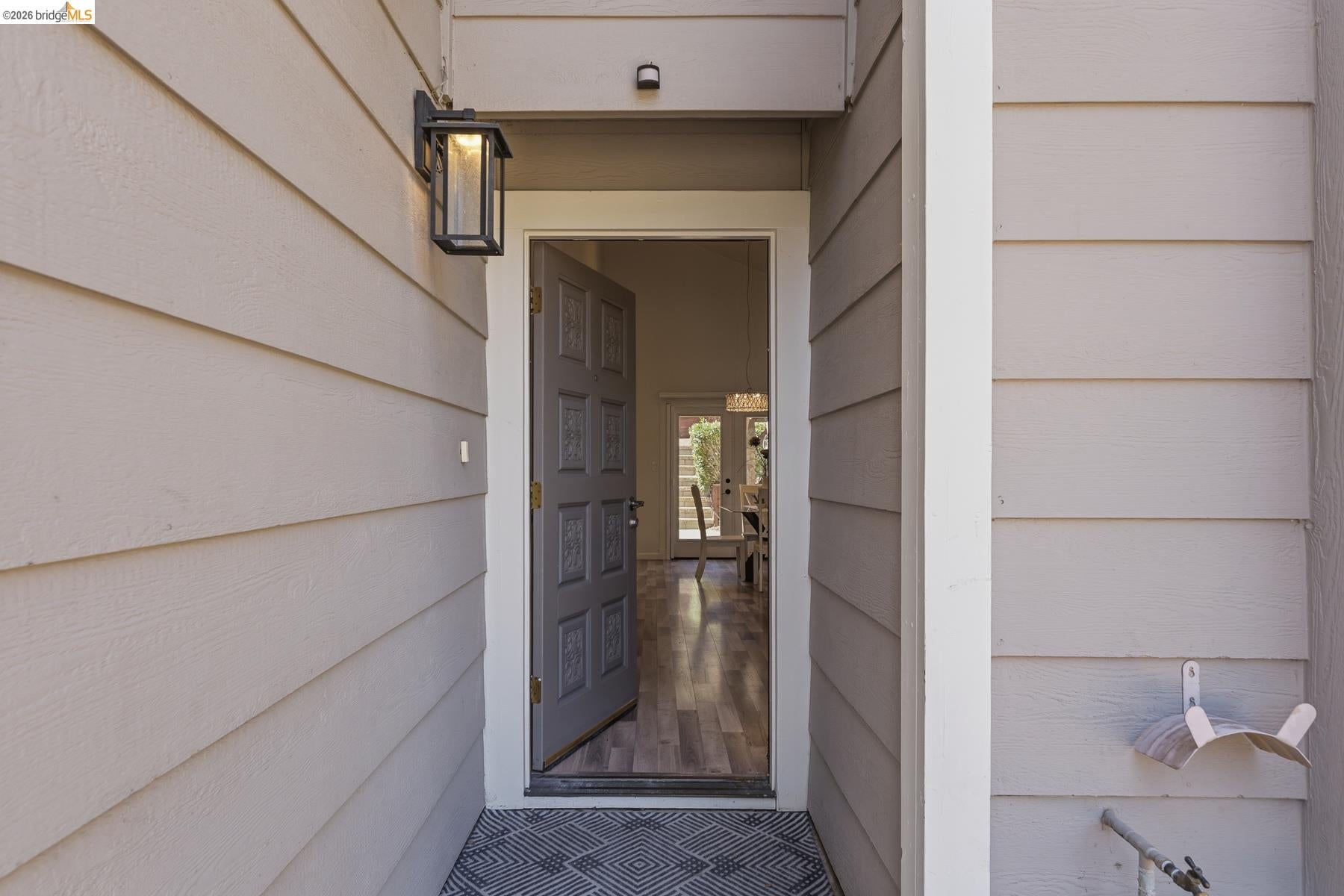2239 Southwest Ct