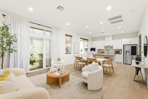 Photo of 254 Terraine Street, San Jose, CA 95110 (MLS # ML82028811)