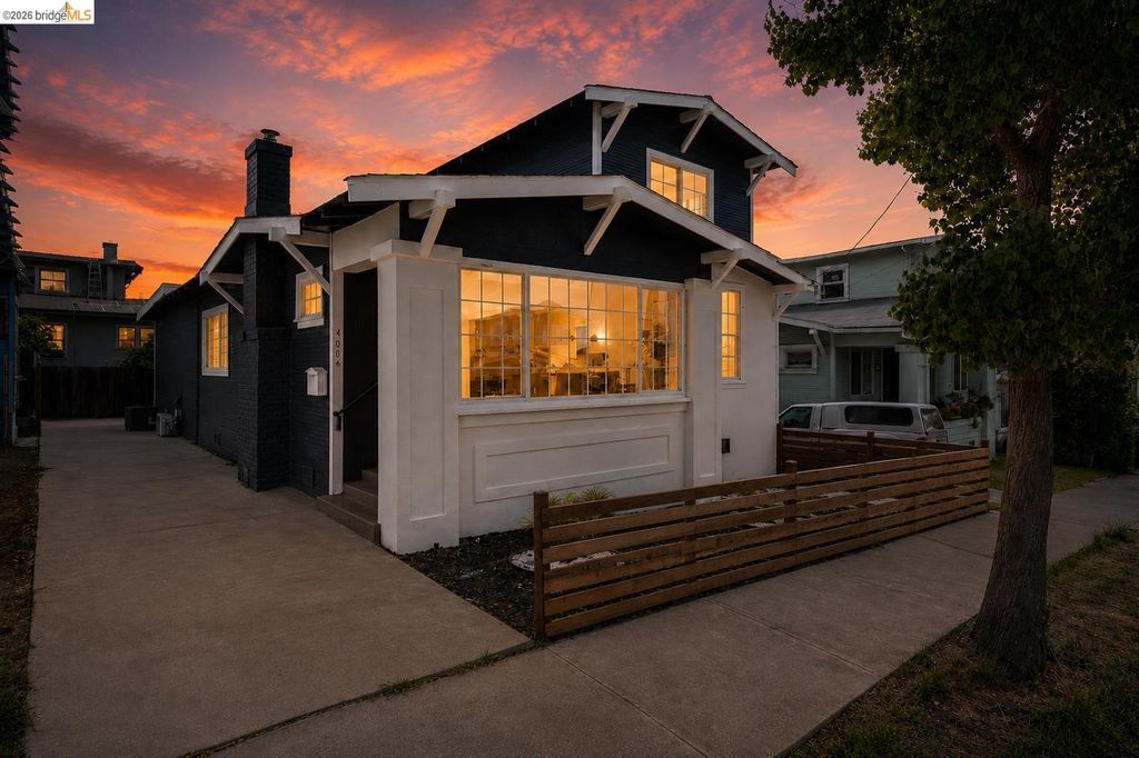 Photo of 4006 Carrington St, Oakland, CA 94601 (MLS # 41135599)