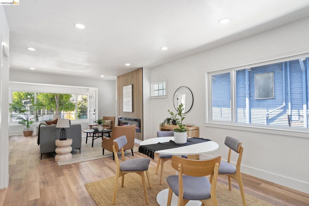 Photo of 4006 Carrington St, Oakland, CA 94601 (MLS # 41135599)