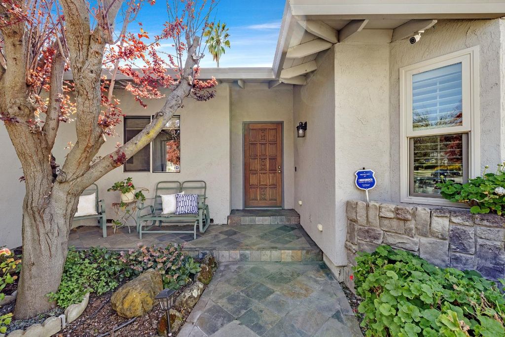 Photo of 48875 Chenin Blanc Drive, Fremont, CA 94539 (MLS # ML82038583)