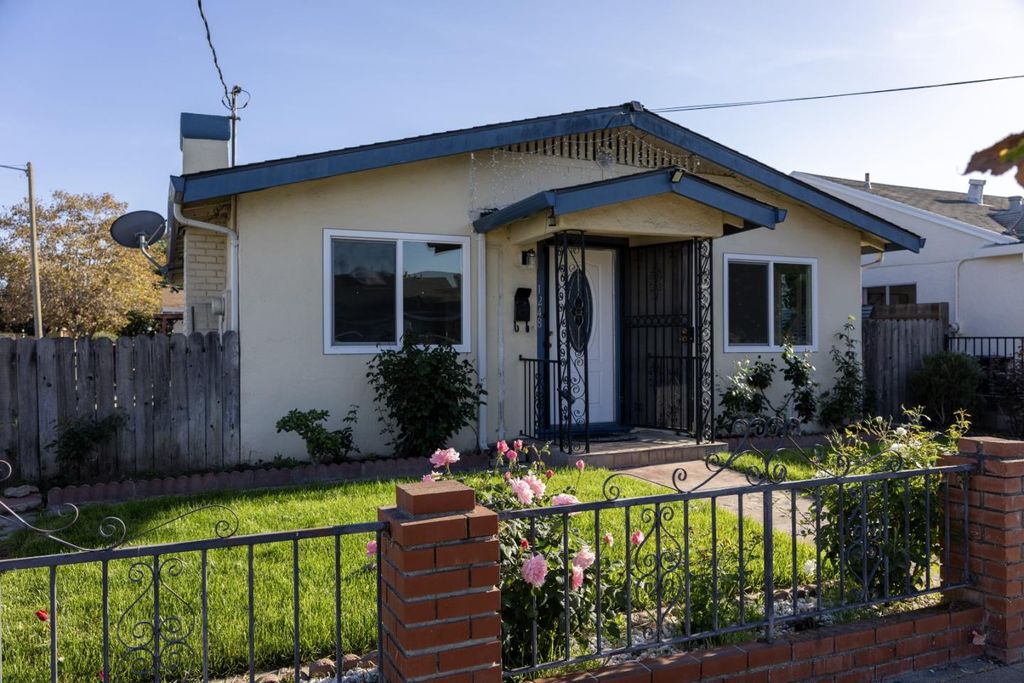 Photo of 1248 Whitton Avenue, San Jose, CA 95116 (MLS # ML82026359)