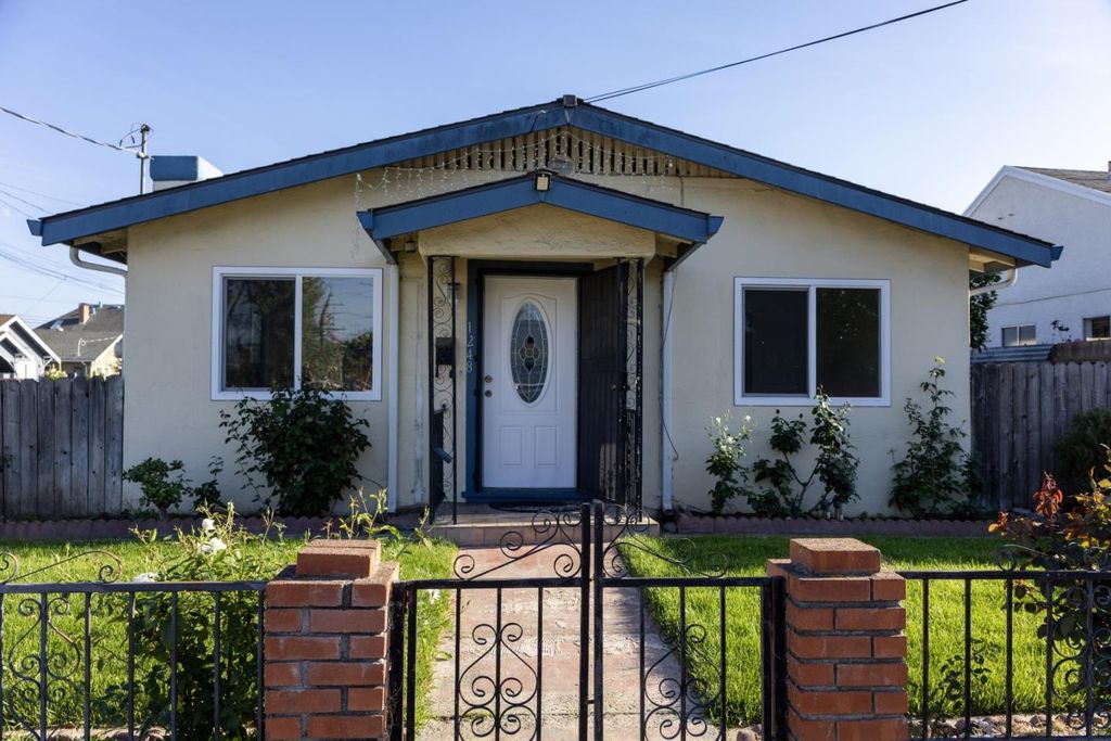 Photo of 1248 Whitton Avenue, San Jose, CA 95116 (MLS # ML82026359)