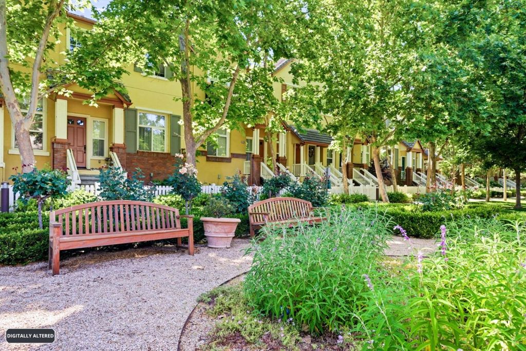 Photo of 49096 Woodgrove Common, Fremont, CA 94539 (MLS # ML82048061)