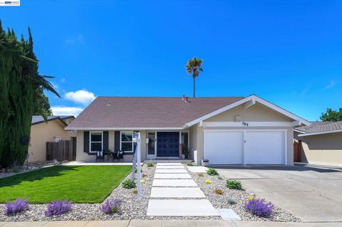 Photo of 783 Via Del Sol, Livermore, CA 94550 (MLS # 41140260)