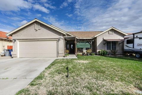 A home in Los Banos