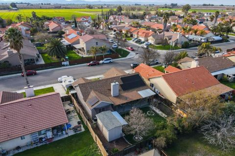 A home in Los Banos