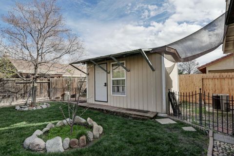 A home in Los Banos