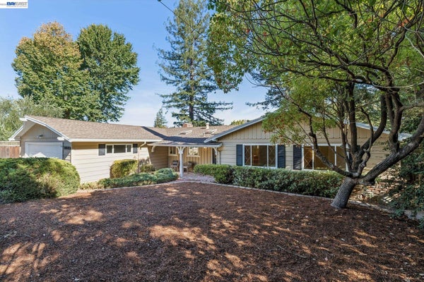 3410 ST MARYS RD, LAFAYETTE, CA 94549 - Image a2a90f1ff09f602d85a79bd4e0f64879/549311316