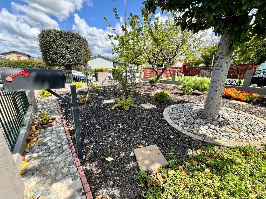 listing image 24
