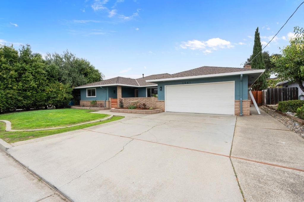 Photo of 1941 Memorial Drive, Hollister, CA 95023 (MLS # ML82038608)