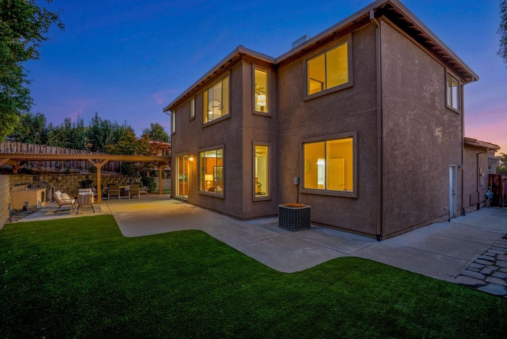 Photo of 1500 Hemmingway Road, San Jose, CA 95132 (MLS # ML82026452)