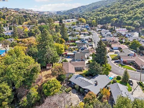 A home in Pinole