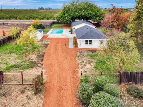 A home in Hughson