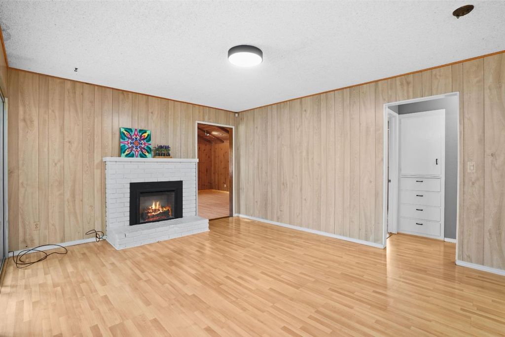 Photo of 1508 Hamilton Avenue, Modesto, CA 95350 (MLS # ML82026160)