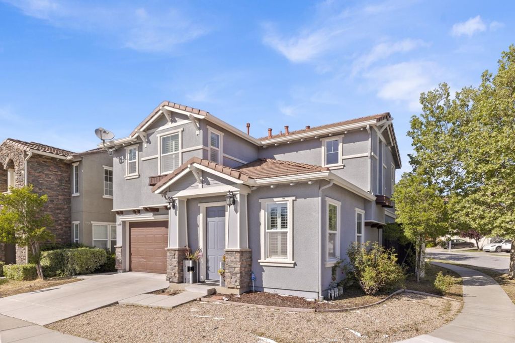 Photo of 7238 Basking Ridge Avenue, San Jose, CA 95138 (MLS # ML82041023)