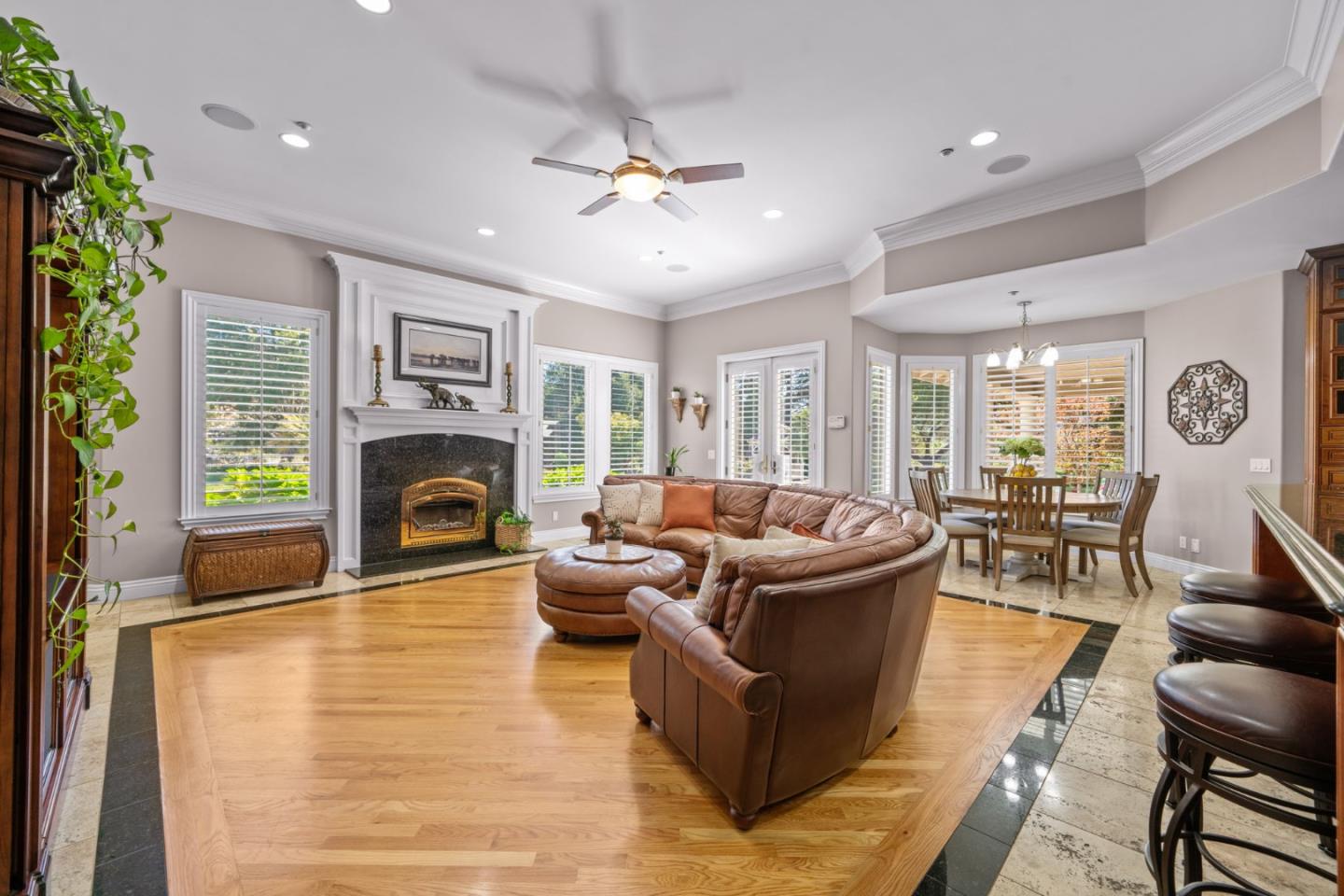 Gilroy, California 95020, United States, 4 Bedrooms Bedrooms, ,4 BathroomsBathrooms,Residential,Active,150276