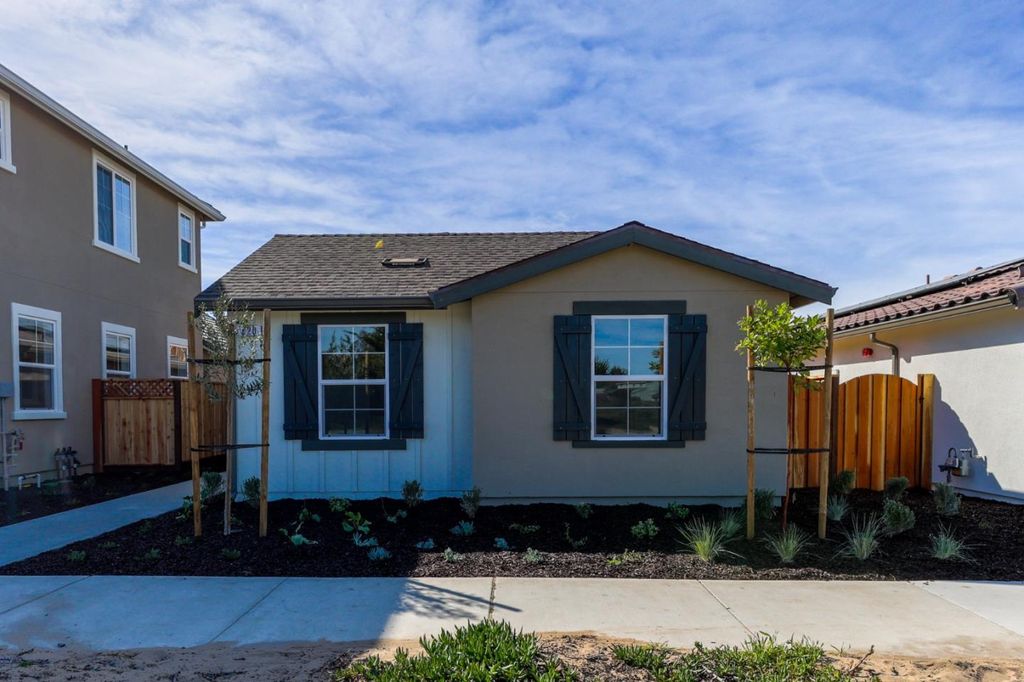 Photo of 626 Carmel Avenue, Marina, CA 93933 (MLS # ML82037704)