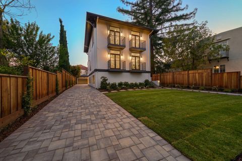 A home in Burlingame