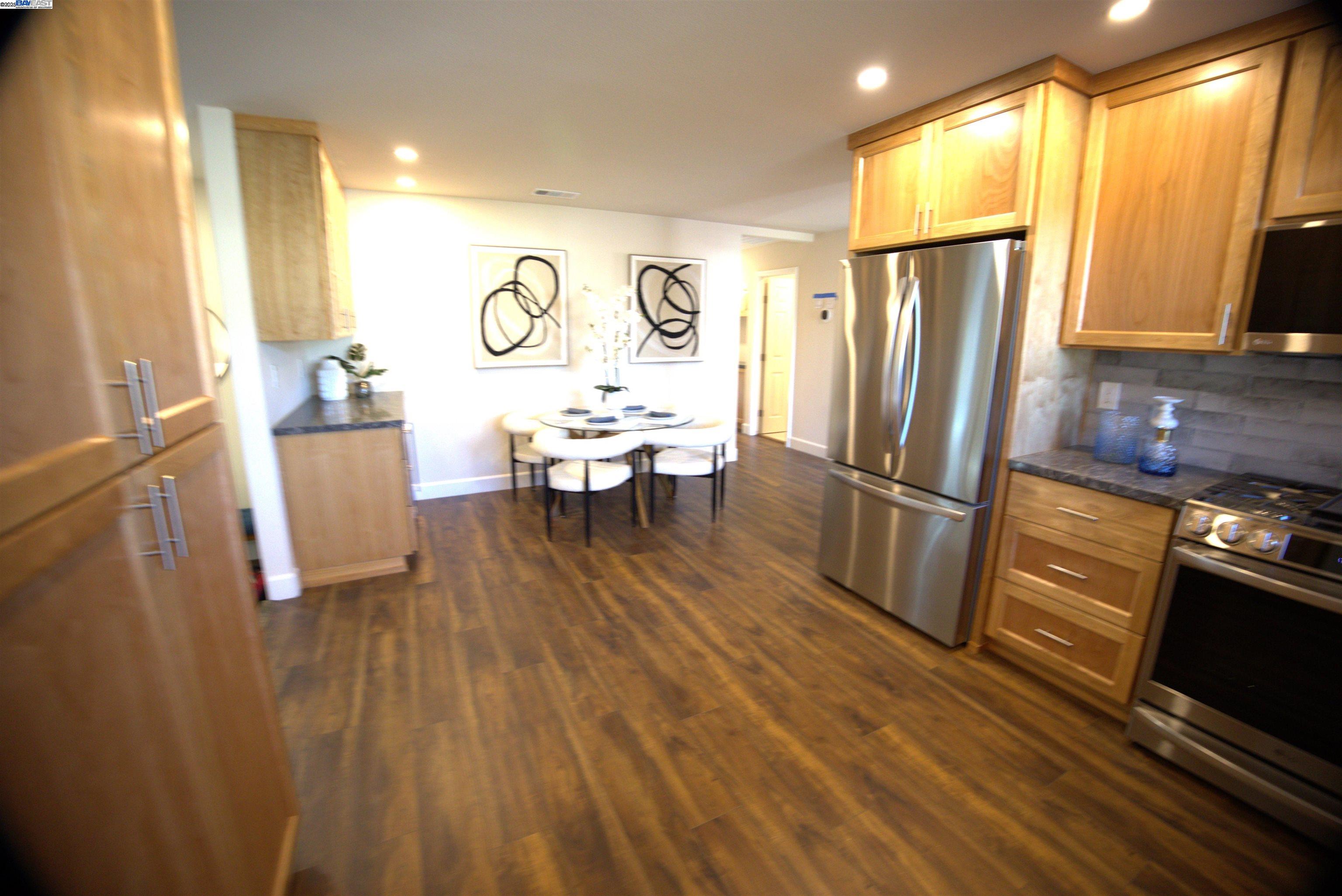 4668 Flamingo Park Ct