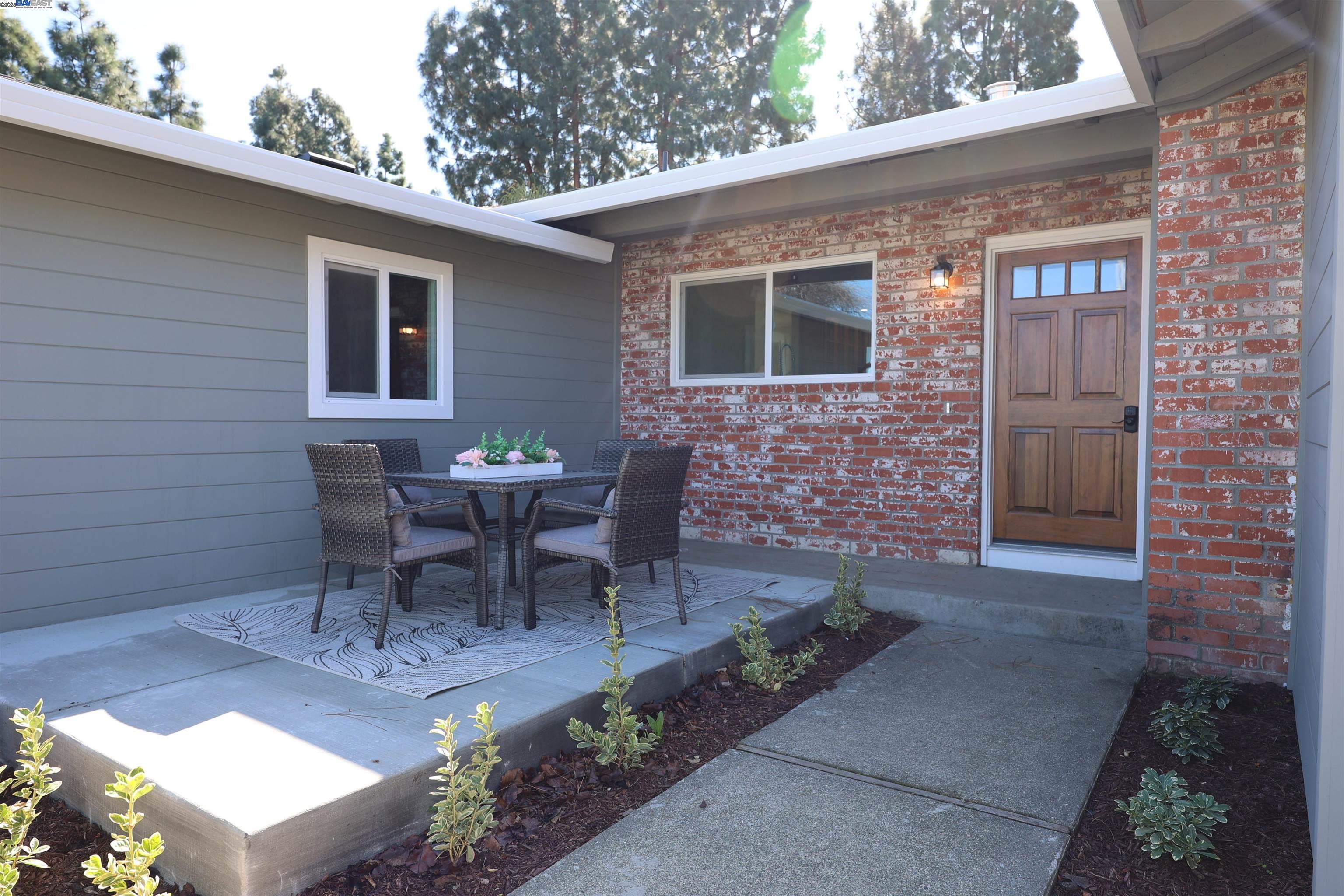 4668 Flamingo Park Ct