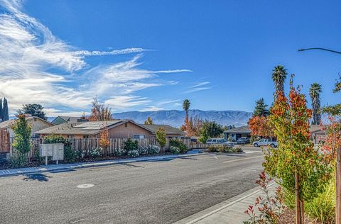 A home in Soledad