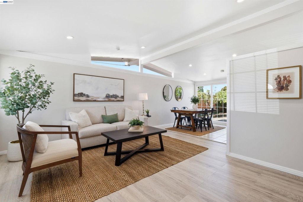 Photo of 27767 Coronado Way, Hayward, CA 94545 (MLS # 41135660)