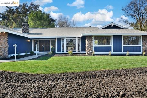 MLS: 41085173