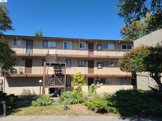 22759 VERMONT ST, HAYWARD, CA 94541 - Image a644c9dfdb2bdaf032b0c9b8d6cb2b7d/3317358238