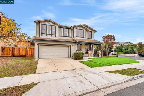 Photo of 5560 Mcfarlan Ranch Dr, Antioch, CA 94531 (MLS # 41118899)