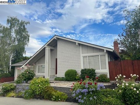 Photo of 7758 Forsythia Ct, Pleasanton, CA 94588 (MLS # 41111794)